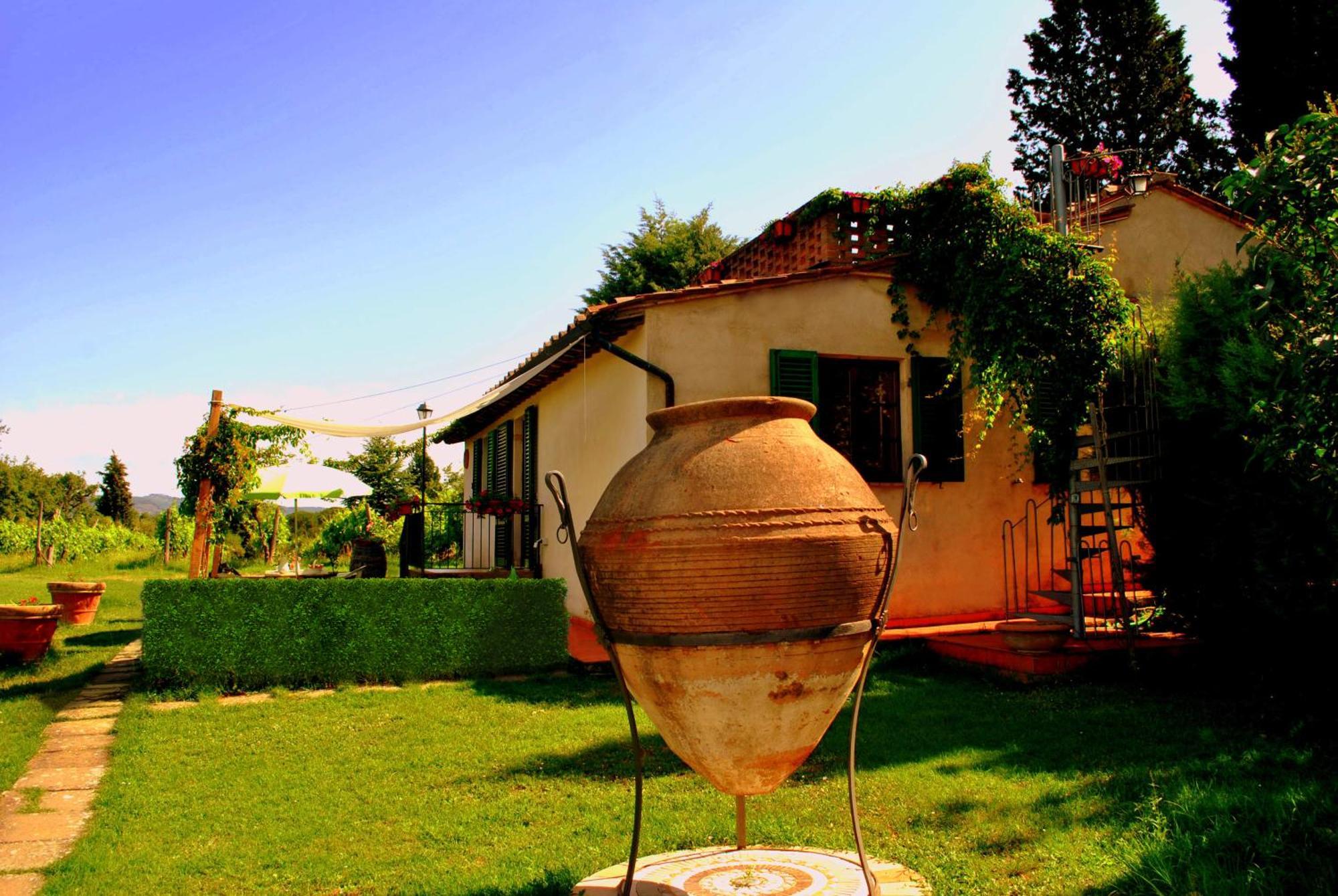 Agriturismo La Nicchia كاستيلْنْوافو بيراردين المظهر الخارجي الصورة
