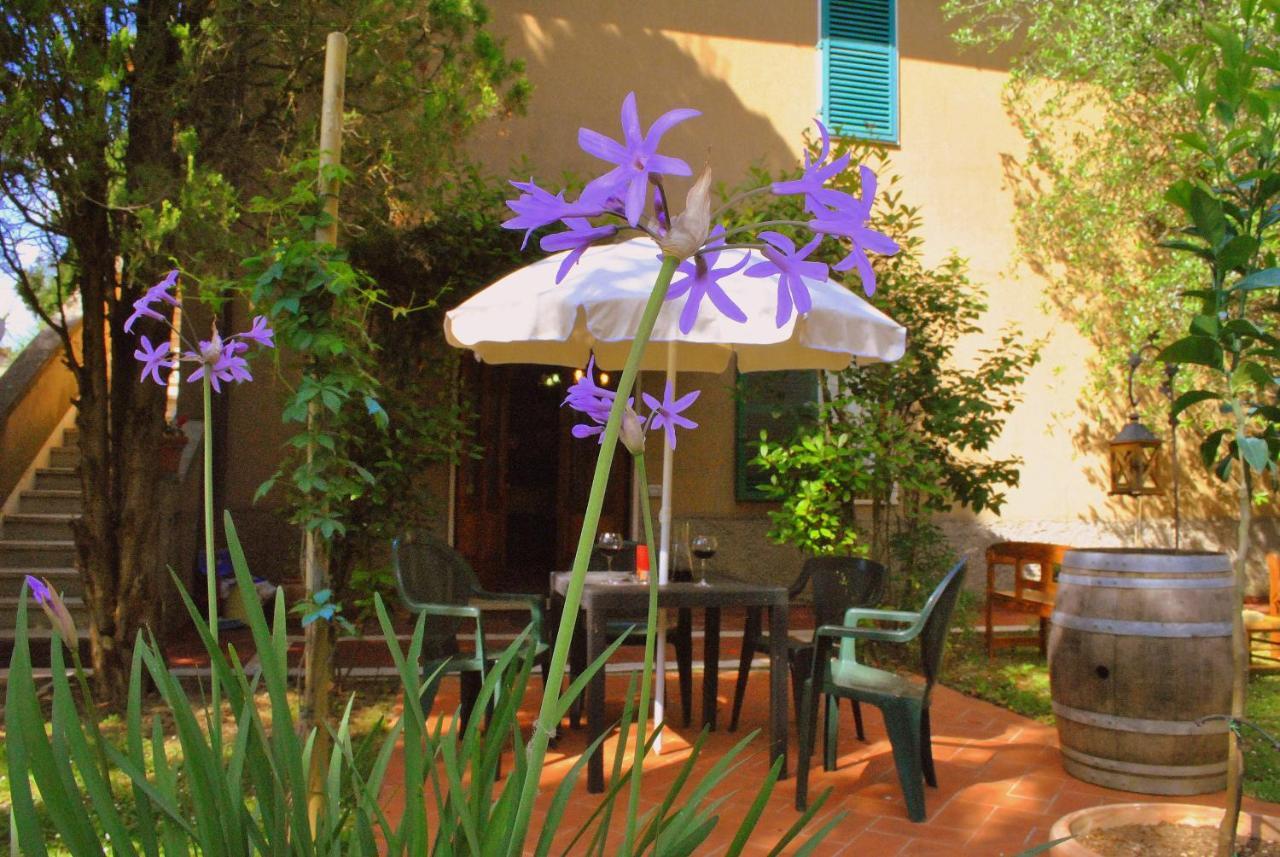 Agriturismo La Nicchia كاستيلْنْوافو بيراردين المظهر الخارجي الصورة