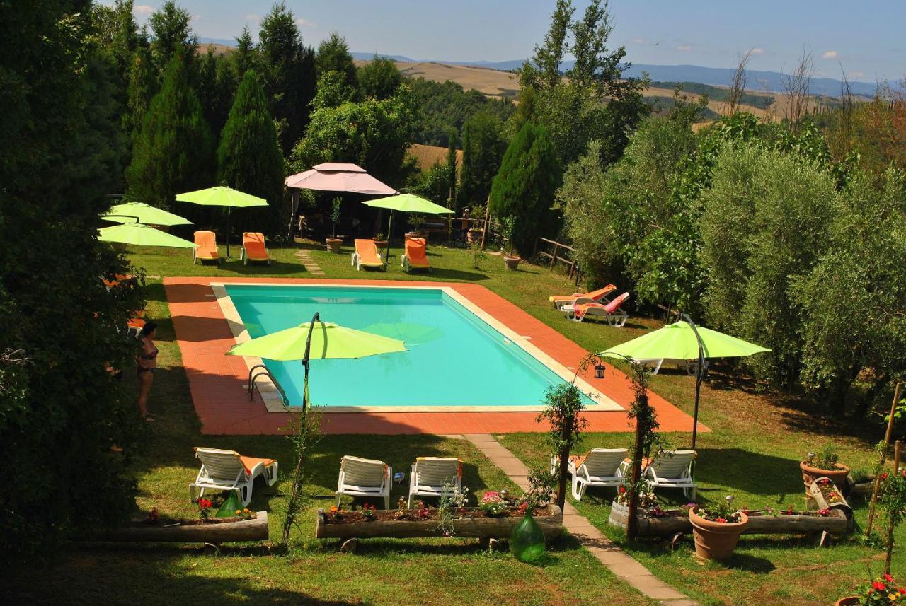 Agriturismo La Nicchia كاستيلْنْوافو بيراردين المظهر الخارجي الصورة