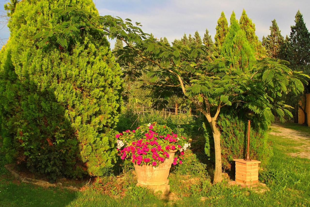 Agriturismo La Nicchia كاستيلْنْوافو بيراردين المظهر الخارجي الصورة